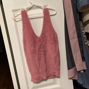 ASTR cropped pink fuzzy sweater tank size small